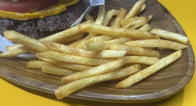 LOVE THIS BURGER （ラブ ディス バーガー） - 北方