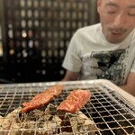 炭火焼肉 笑びす - 