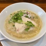 らぁ麺しろ - しろらぁ麺　900円(税込)