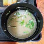 味処 まるたか - 味噌汁