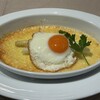かもめのイタリアン - ホワイトアスパラガスのオーブン焼き目玉焼きのせ　1320円＋α