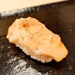 松寿司 たにがわ - 煮帆立②