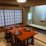 竹葉亭 - 座敷席と言ってもテーブルです