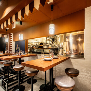 テーブル席もございます。