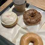 クリスピー クリーム ドーナツ - 料理写真: