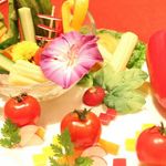 銀の豚 - 有機菜園バーニャ

890円(税別)
地元の有機野菜はディップにつけて召し上がってください☆