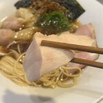 Ramen Break Beats - しっとりとした柔らかさに驚かされる鶏チャーシュー