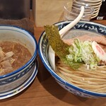 濃厚つけ麺 天晴 厚木本店 - 