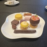 ガストロノミー ジョエル・ロブション - 