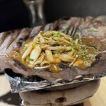 岐阜県のおいしいお酒とお料理 円相 くらうど - 朴葉味噌焼きアップ