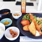 海音 - ランチのフライ定食