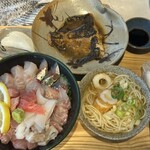 海鮮屋台 まりも家 - 