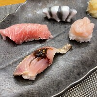 仁 - 