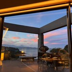 江之浦リトリート 凛門 - ちょうど日が沈む