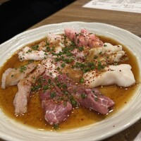 炭火焼肉ホルモン うしごろ 中目黒店 - 