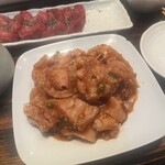 ホルモン屋 壺亭 - 上ミノ！