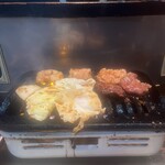 ホルモン屋 壺亭 - 