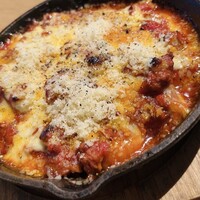 ニョッキとチーズ、ボロネーゼのあつあつオーブン焼き