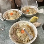 ラーメン二郎 新宿小滝橋通り店 - 