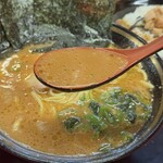 豚骨醤油ラーメン 王道家 柏店 - 