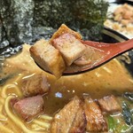 豚骨醤油ラーメン 王道家 - 