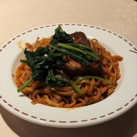 中国飯店 三田店 - 角煮入麻辣まぜそば