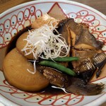 五穀 - 本日の煮魚定食