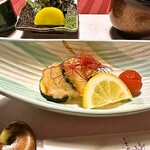 光雲閣 - 焼き物「ホエー豚の塩ダレ霙掛け」