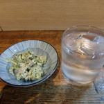 鳥扇 - お通しと球磨焼酎「蔵八」