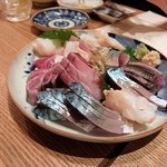 刺身盛り合わせ（秋刀魚・鰹・蛸・鯖）