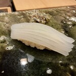 鮨桂太 - シロイカ