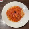 カプリチョーザ - トマトとニンニクのスパゲッティ レギュラー（上から）