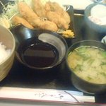 一休 - カキフライ定食