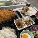 おかやま食堂 - 