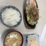 仔馬ドライブイン - 