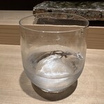 鮨 一 - 焼酎ロック(松露 Colorful【宮崎県】)