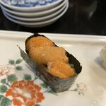かぐら坂 新富寿司 - ウニ