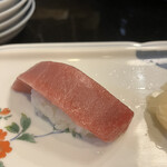 かぐら坂 新富寿司 - トロ