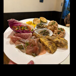 ブラマソーレ - antipasto 盛り合わせ　凄いボリューミ　　　byまみこまみこ