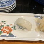 かぐら坂 新富寿司 - アオリイカ