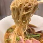 黄金の塩らぁ麺 ドゥエ イタリアン - 