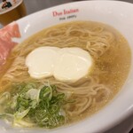 黄金の塩らぁ麺 ドゥエ イタリアン - 