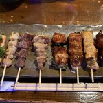 昭和酒場 健ちゃん - 焼き鳥盛り合わせ（1,000円＋税）