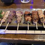 昭和酒場 健ちゃん - 焼き鳥盛り合わせ（1,000円＋税）