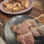 炭焼酒場 舌屯 - ハツ ガーリックポテト