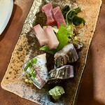 成田家 - お刺身盛り合わせ