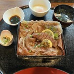 鉄板ダイニング 誉 - 