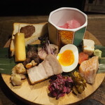 煙 燻製バル トリベーネ - 燻製盛り合わせ