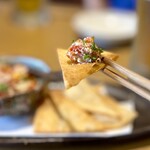 ニシガハチ - なんといってもフレッシュトマトを使ったサルサソースのウマいこと！………( °ω°; )、、激ウマ〜！！！