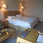 Shangri-La's Far Eastern Plaza Hotel - 